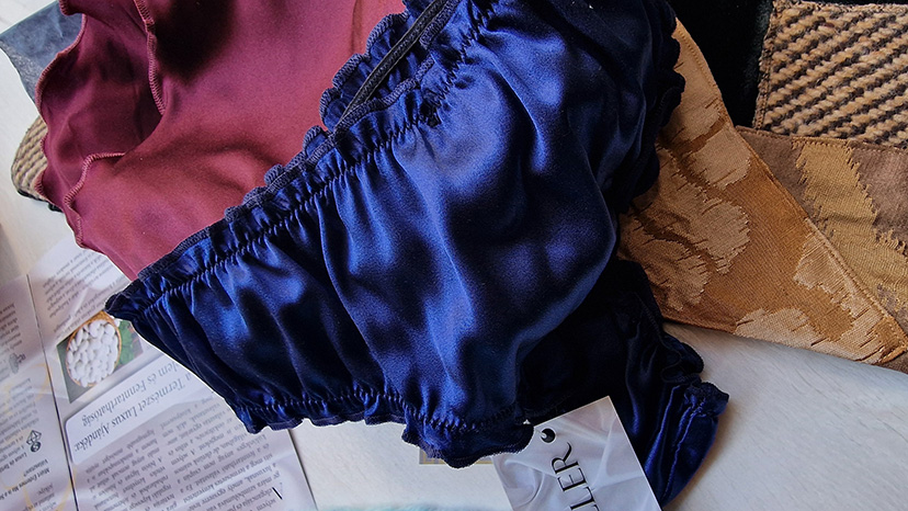 Sima selyem anyag felszíne